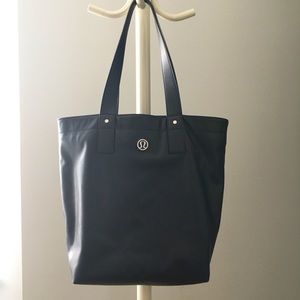 Lululemon black satchel bag